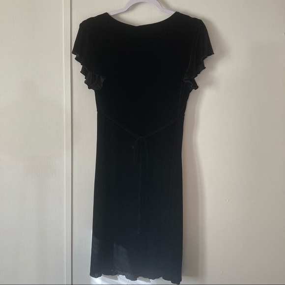 Vintage black velvet stretchy dress. Dark Gothic Witch vibes. Size 14 - Picture 3 of 6